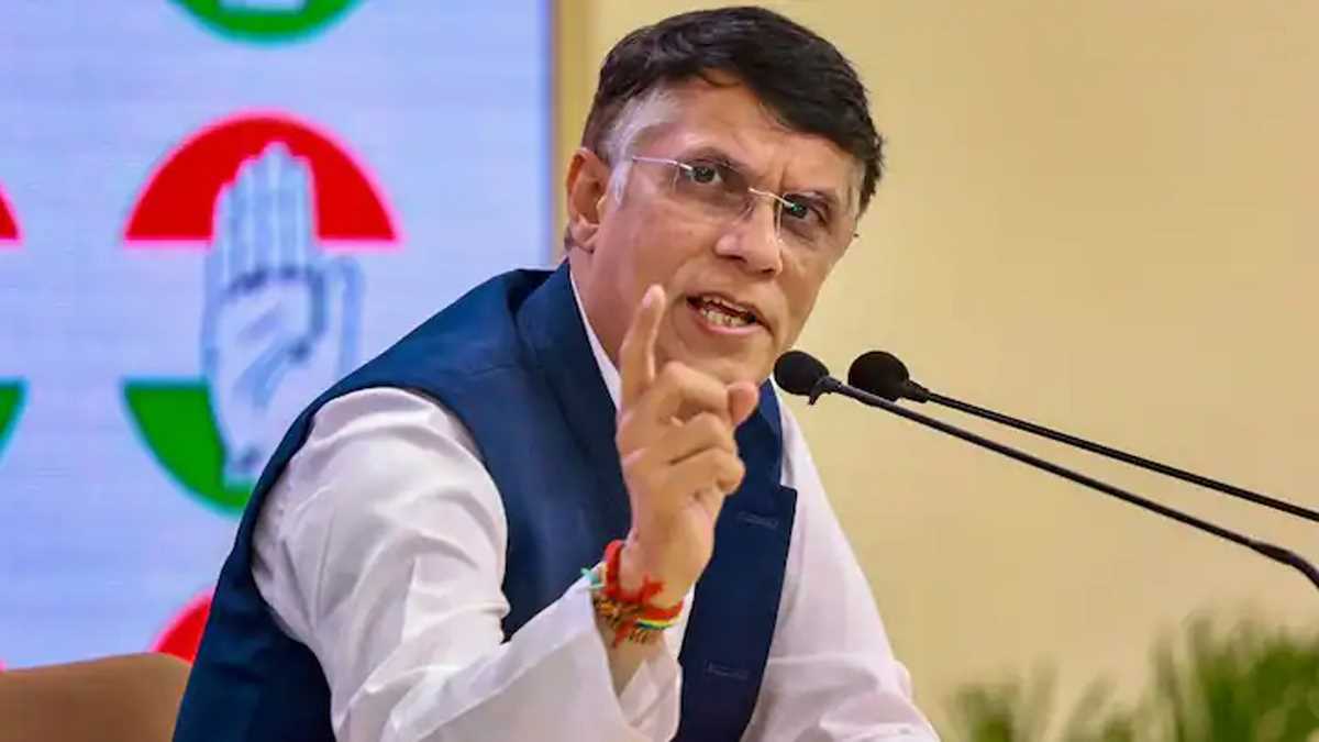 भाजपा ने जम्मू-कश्मीर में खुद की सरकार के वक्त ‘देश विरोधी’ आसिया आंद्राबी को बनाया ब्रांड एम्बेसडर : पवन खेड़ा